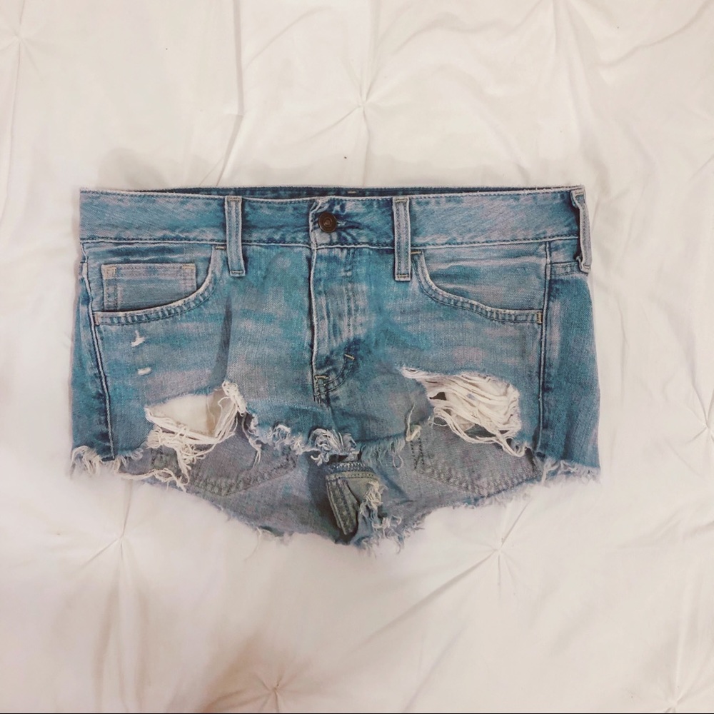 Abercrombie & Fitch Low-Rise Denim Short | Size 4